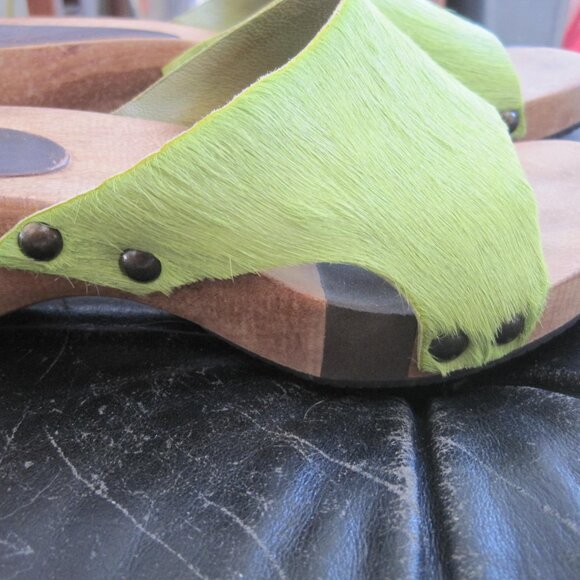 Michael Kors Lime Green Mules Wooden Clog Sandals - Size 8 - Picture 9 of 9